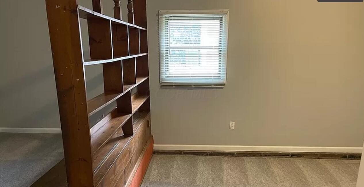 855 Wetmore Road Columbus, OH 43224 - Photo 11 of 17 family room