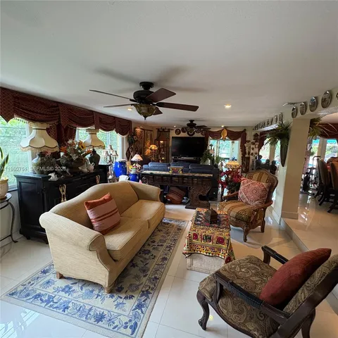 $994,900 | 101 South Royal Poinciana Boulevard, Miami Springs, FL 33166