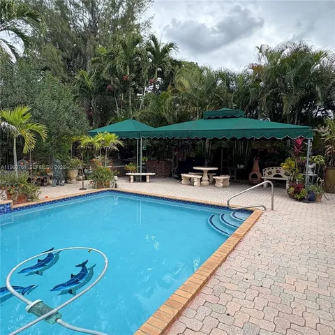 $994,900 | 101 South Royal Poinciana Boulevard, Miami Springs, FL 33166