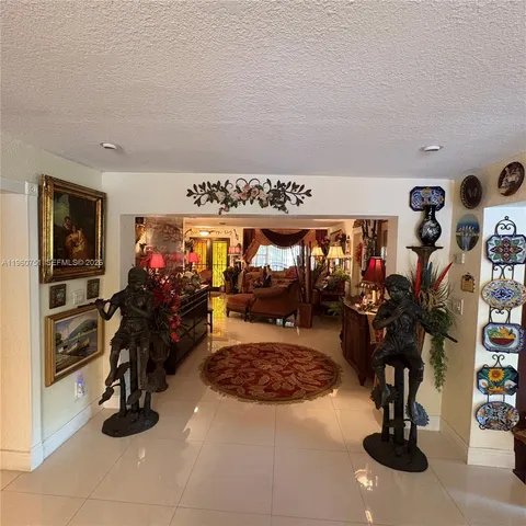 $994,900 | 101 South Royal Poinciana Boulevard, Miami Springs, FL 33166
