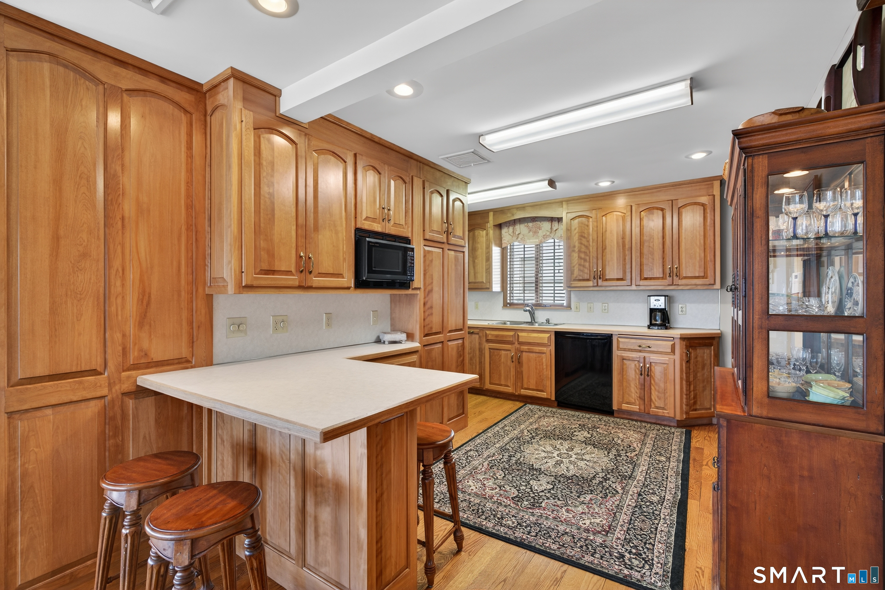 40 Holmes Street Stonington, CT 06355 - Photo 12 of 38
