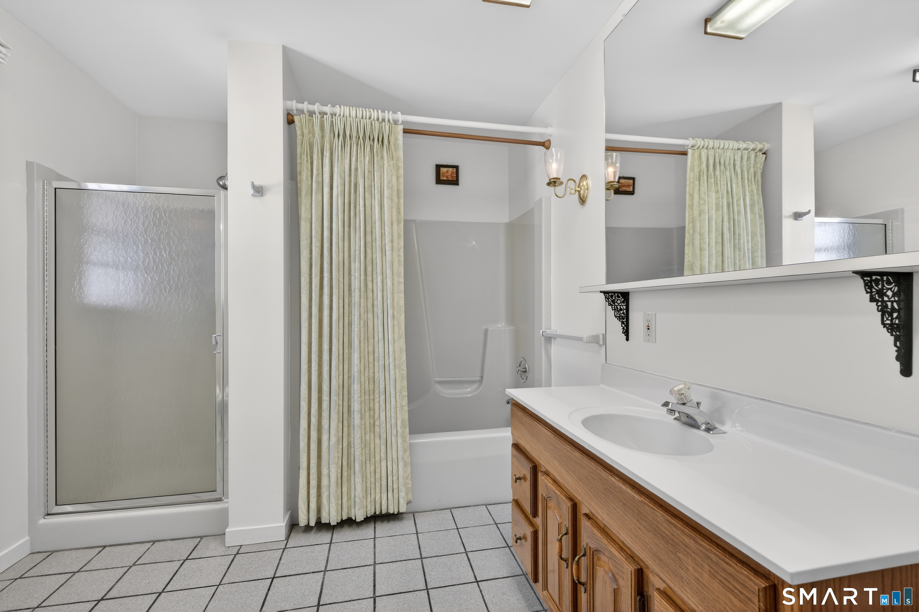 40 Holmes Street Stonington, CT 06355 - Photo 17 of 38
