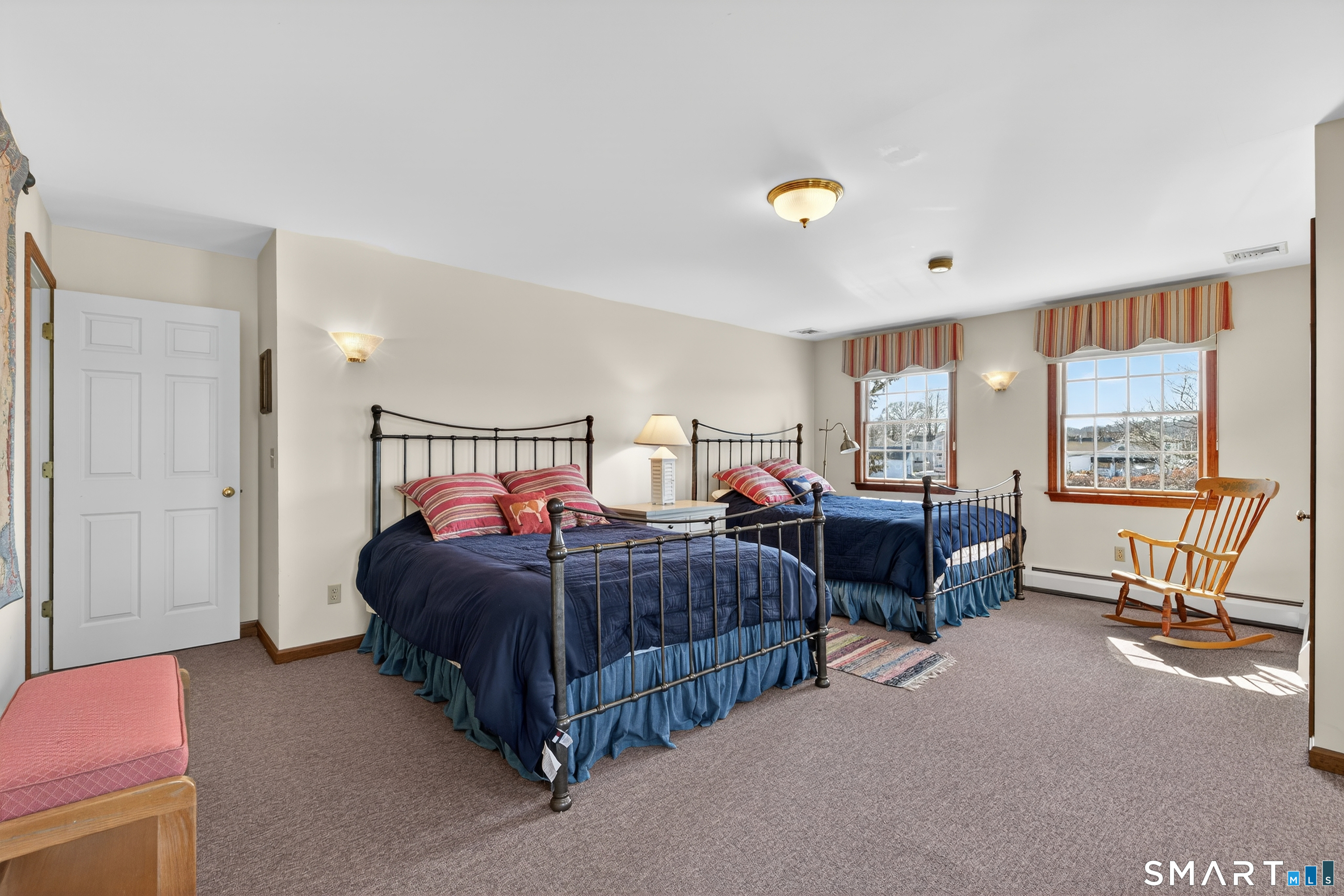 40 Holmes Street Stonington, CT 06355 - Photo 23 of 38