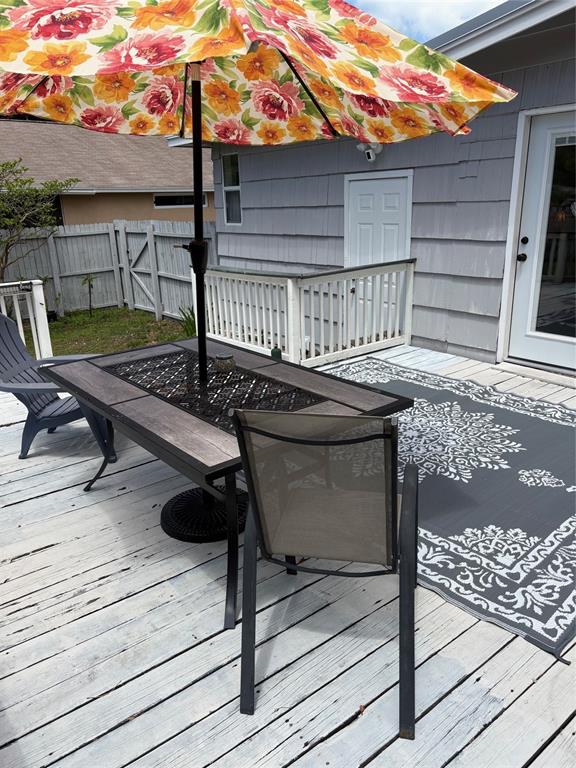 519 Norfolk Street Dunedin, FL 34698 - Photo 25 of 32