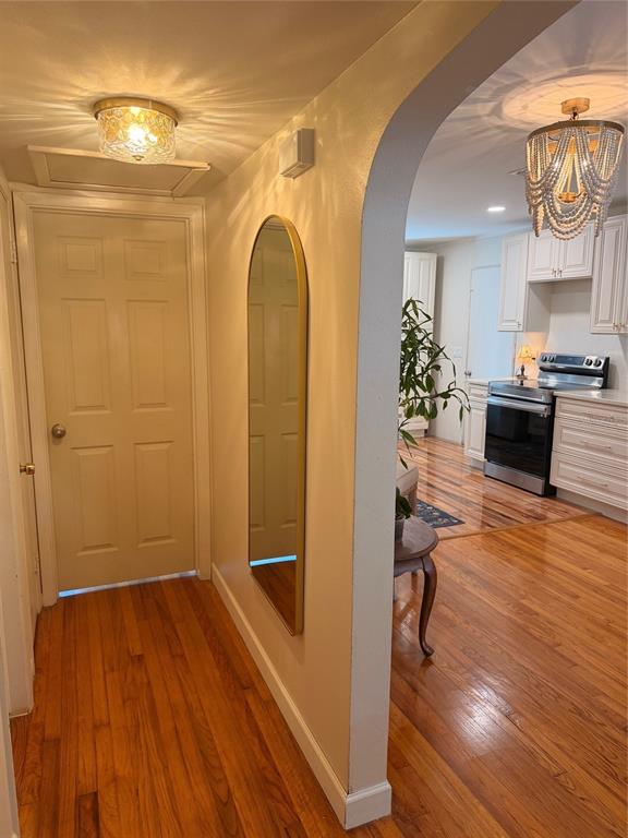 519 Norfolk Street Dunedin, FL 34698 - Photo 5 of 32