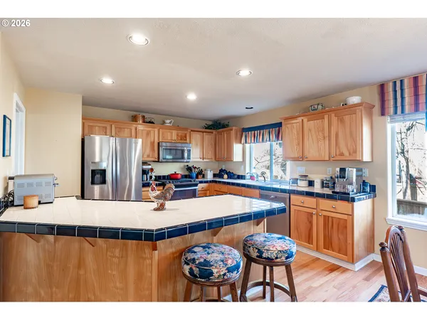 $782,500 | 1037 Northeast Creeksedge Drive, Hillsboro, OR 97124