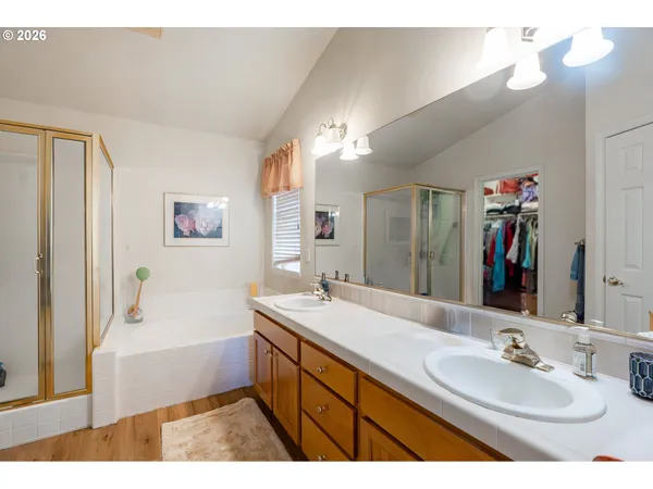 $782,500 | 1037 Northeast Creeksedge Drive, Hillsboro, OR 97124