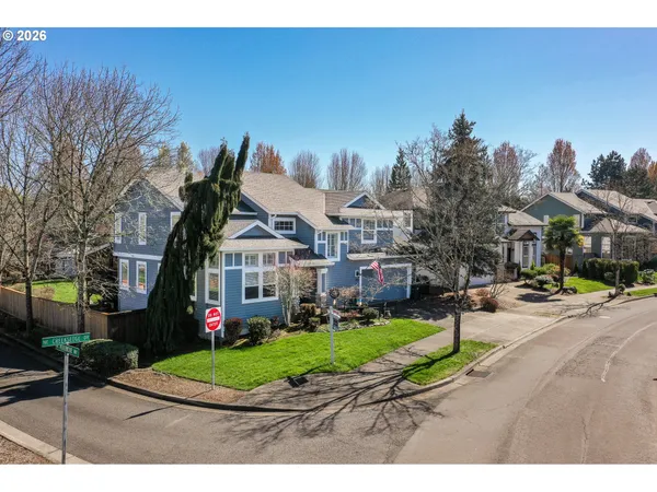 $782,500 | 1037 Northeast Creeksedge Drive, Hillsboro, OR 97124