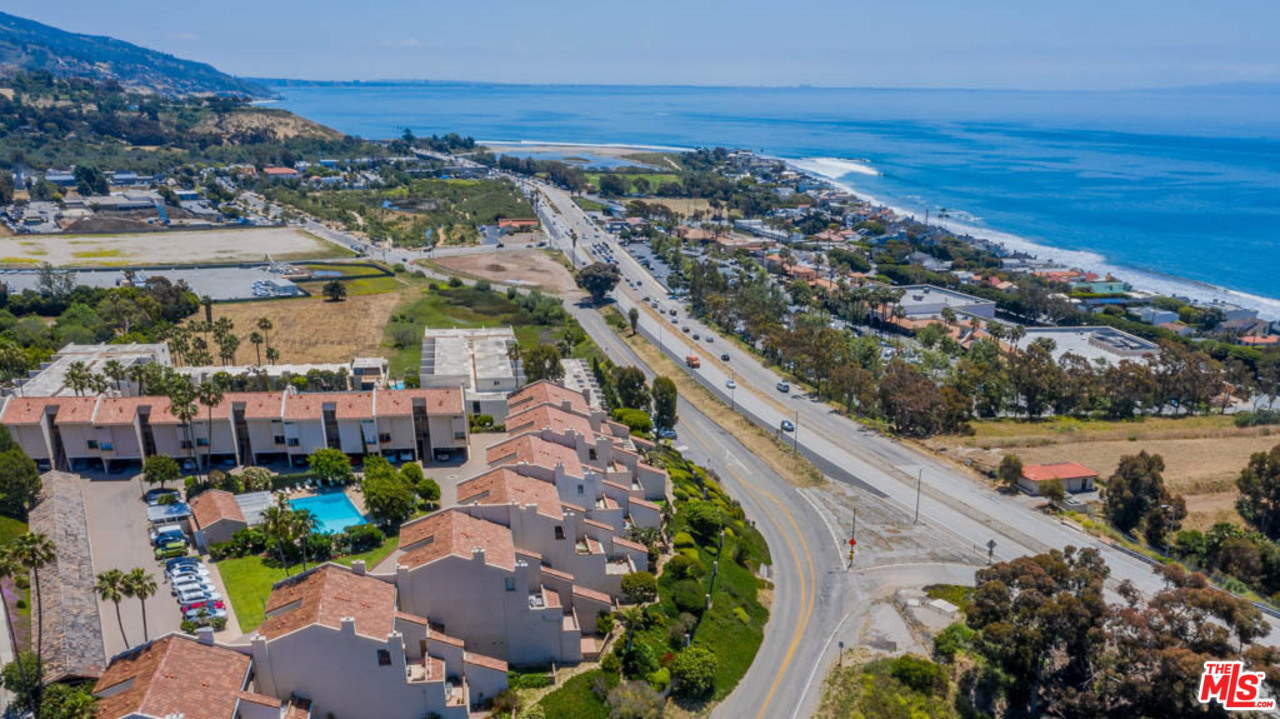23910 De Way, Unit C Malibu, CA 90265 - Photo 3 of 45 a view of a city and ocean view