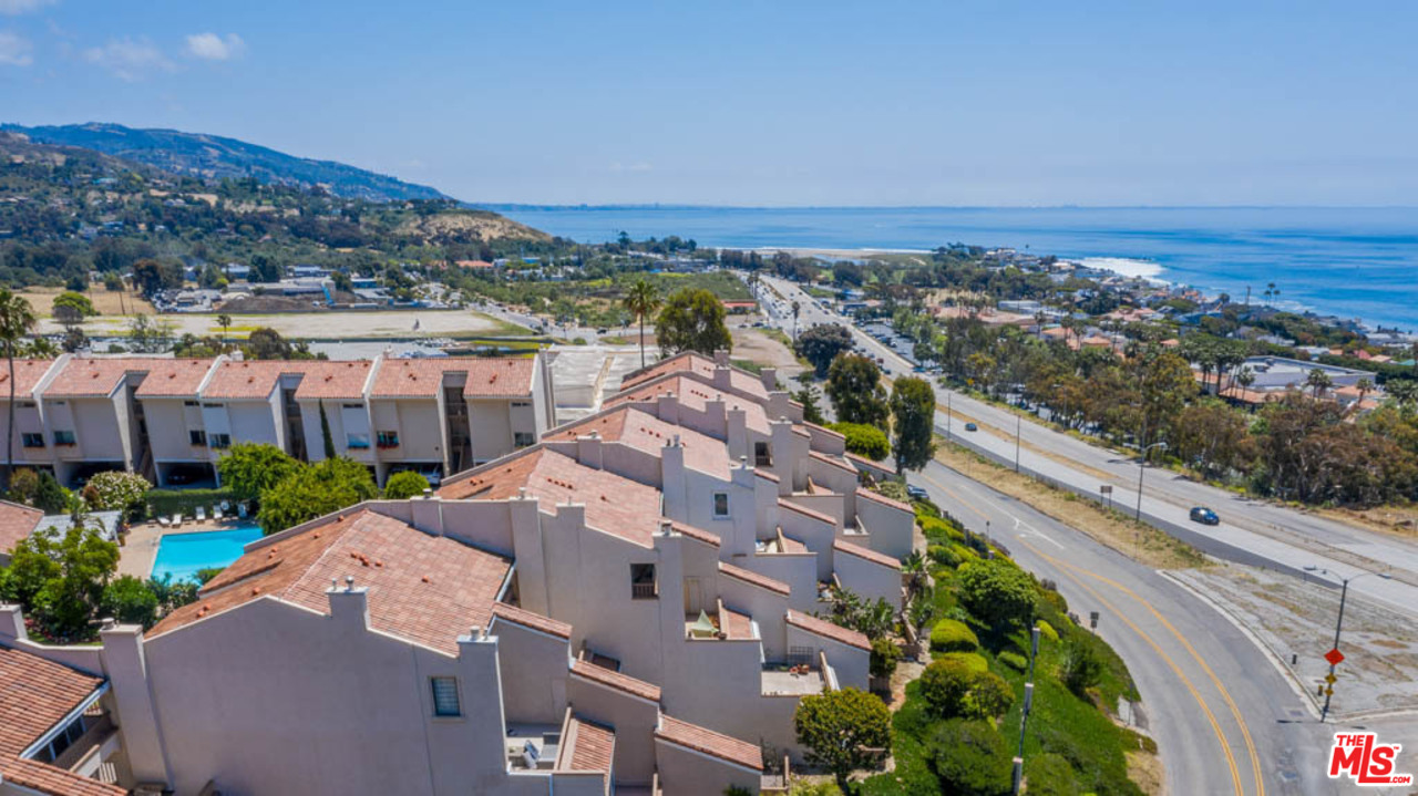 23910 De Way, Unit C Malibu, CA 90265 - Photo 4 of 45 a view of a city with tall buildings