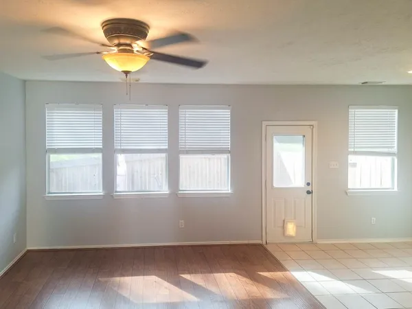 $274,900 | 27 Summer Haze Circle, The Woodlands, TX 77382