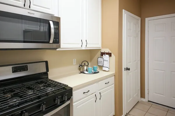 $274,900 | 27 Summer Haze Circle, The Woodlands, TX 77382