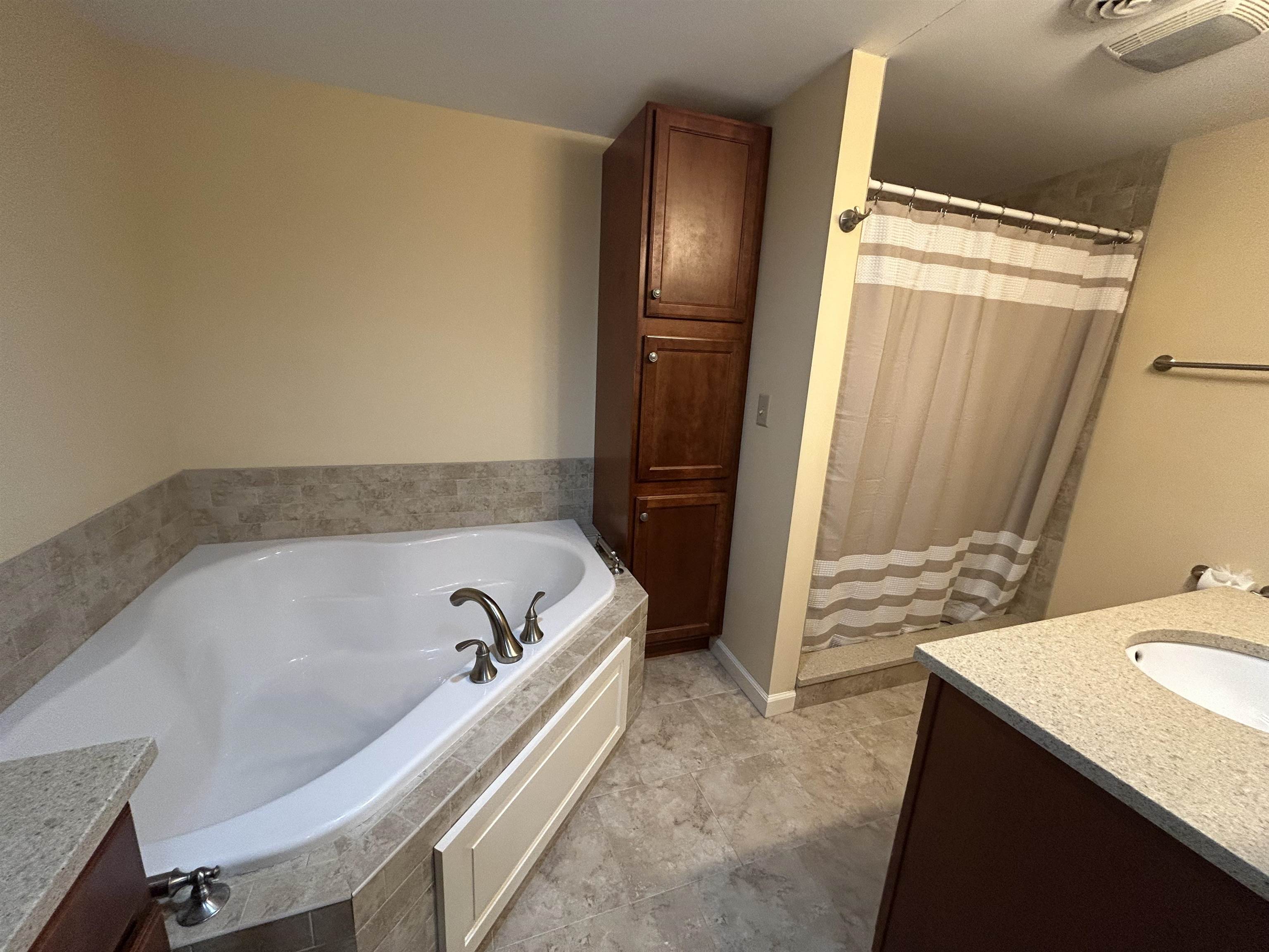 163 Water Street, Unit A1 Exeter, NH 03833 - Photo 16 of 27