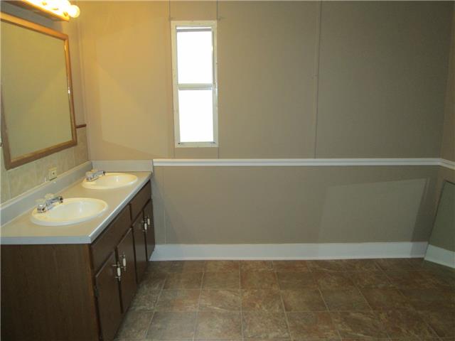 3174 Walling Road Springfield, TN 37172 - Photo 8 of 20 Gallery Image 8