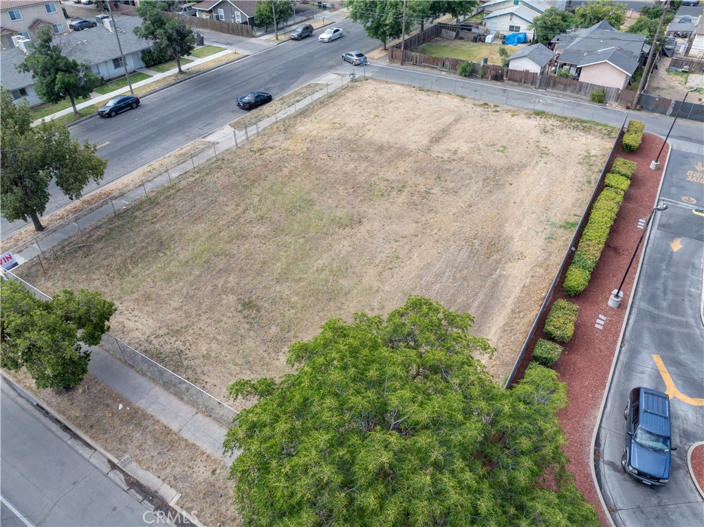 1004 West 13th Street Merced, CA 95341 - Photo 5 of 9