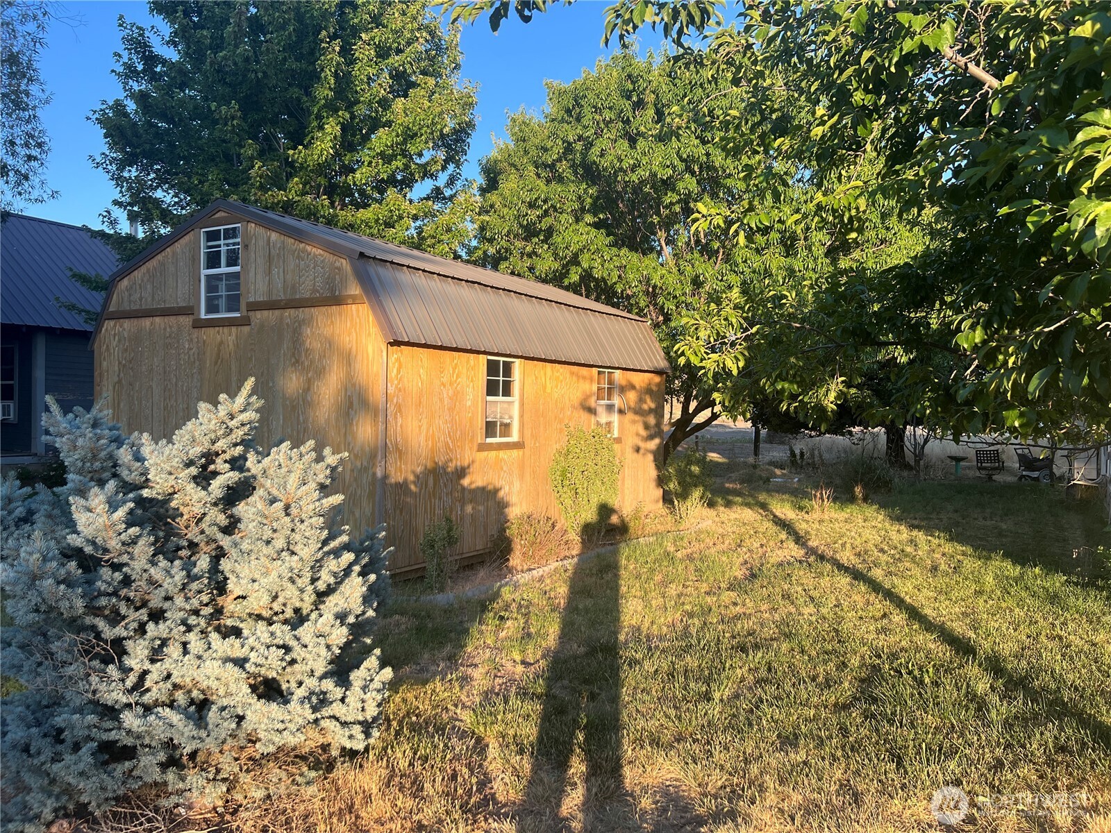 2965 Benge Winona Road Benge, WA 99105 - Photo 13 of 24 a view of a house with a yard