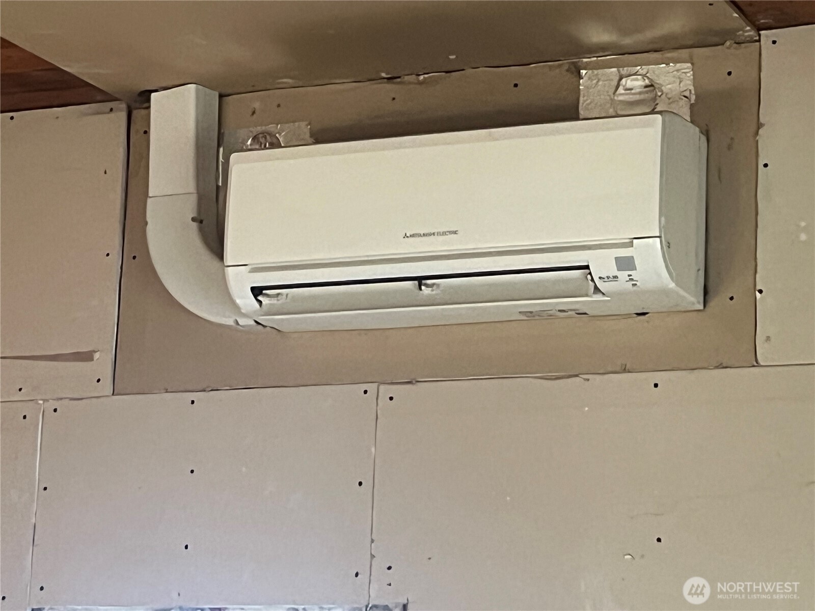 2965 Benge Winona Road Benge, WA 99105 - Photo 6 of 24 a close up view of washer and dryer