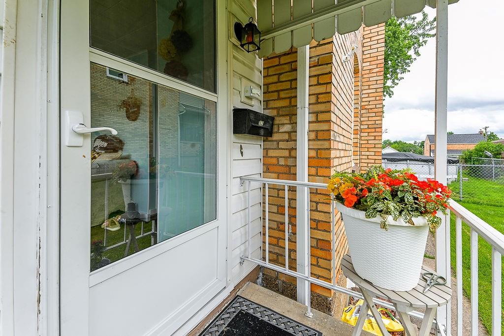 825 Childs Avenue Monaca, PA 15061 - Photo 5 of 35