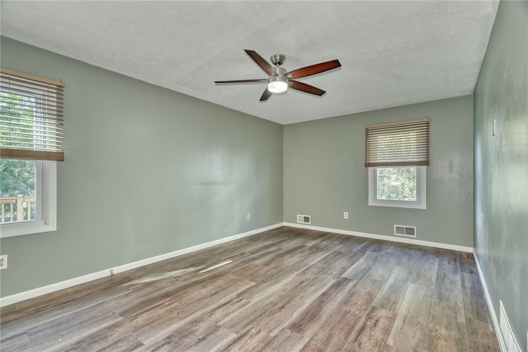 41 Kingston Street Rochester, NY 14609 - Photo 12 of 37 Gallery Image 12