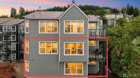 $589,000 | 701 North State Street, Unit 103, Bellingham, WA 98225