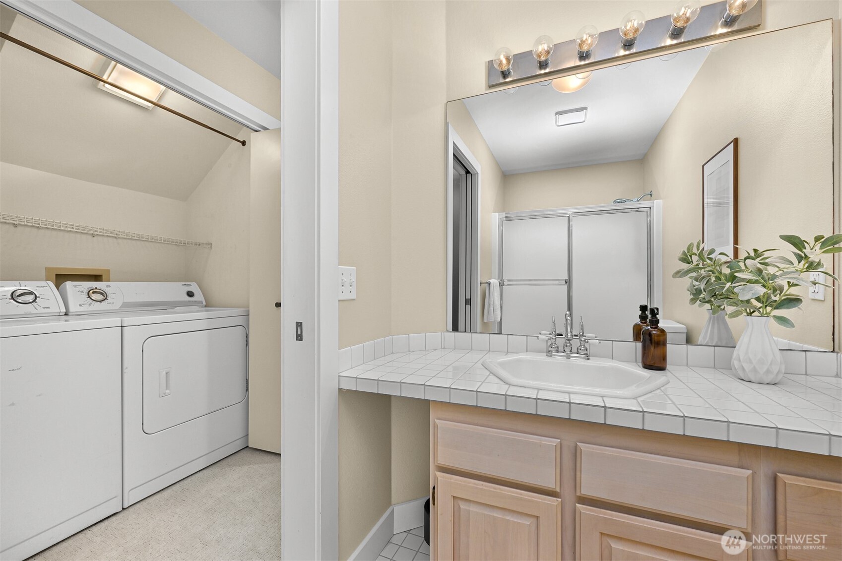 701 North State Street, Unit 103 Bellingham, WA 98225 - Photo 29 of 35