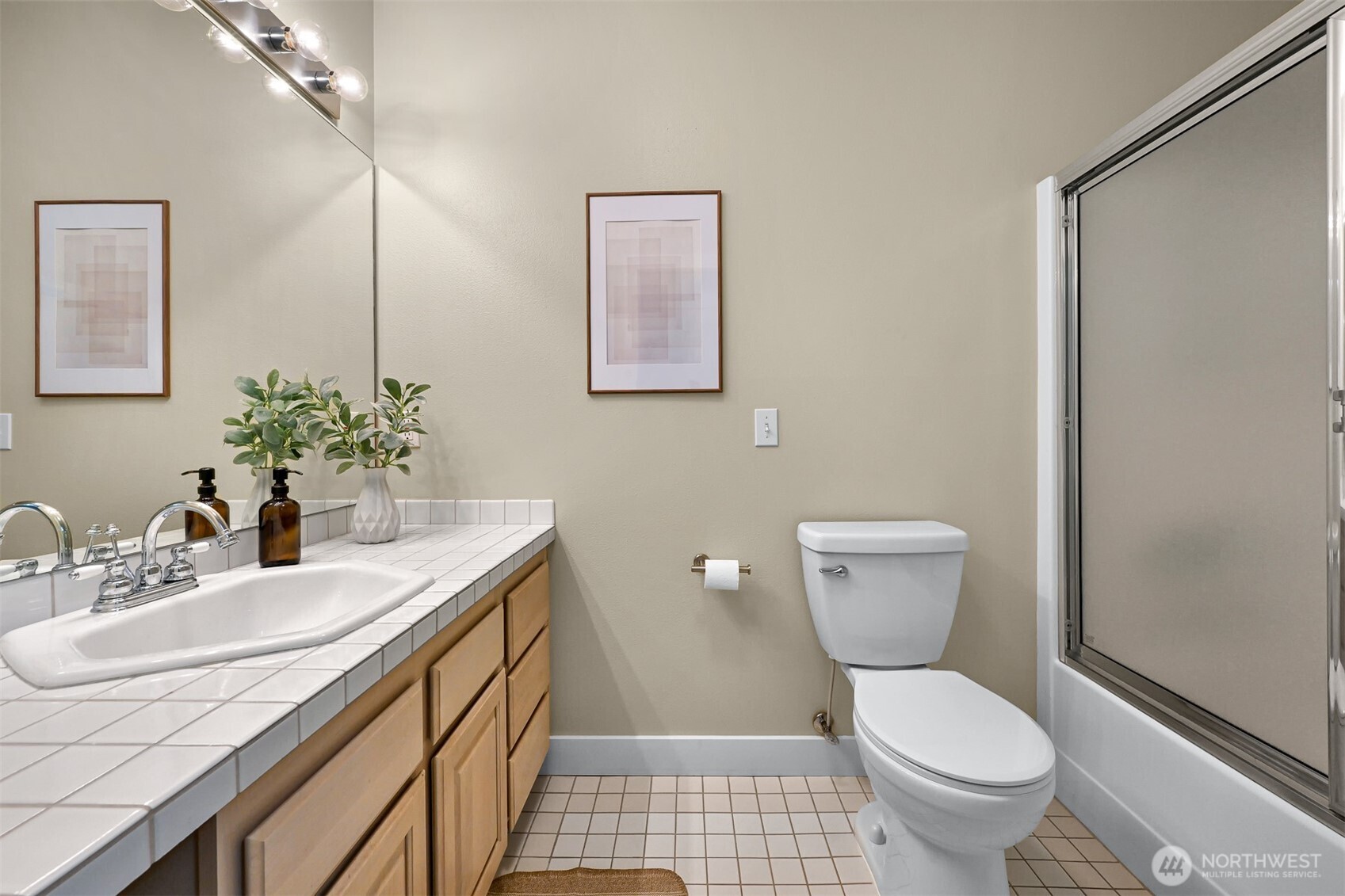 701 North State Street, Unit 103 Bellingham, WA 98225 - Photo 30 of 35