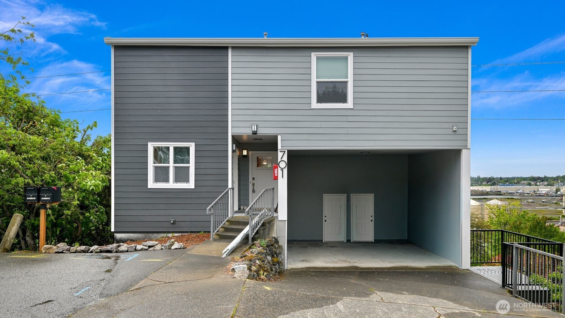 701 North State Street, Unit 103 Bellingham, WA 98225 - Photo 32 of 35