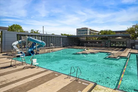 $379,900 | 2612 Isabella Street, Houston, TX 77004