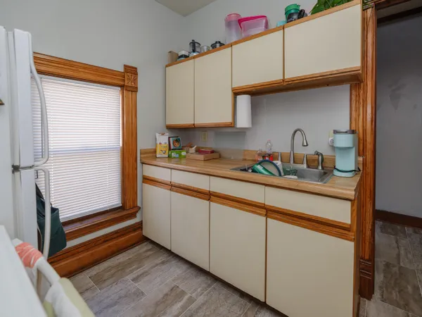 $475,000 | 232 Woodward Avenue, Kalamazoo, MI 49007