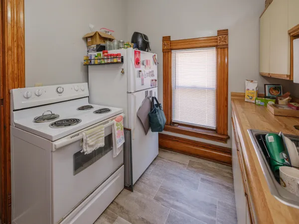 $475,000 | 232 Woodward Avenue, Kalamazoo, MI 49007