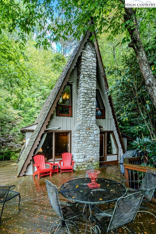 268 Cherry Drive Boone, NC 28607 - Photo 15 of 33 an outdoor space with furniture