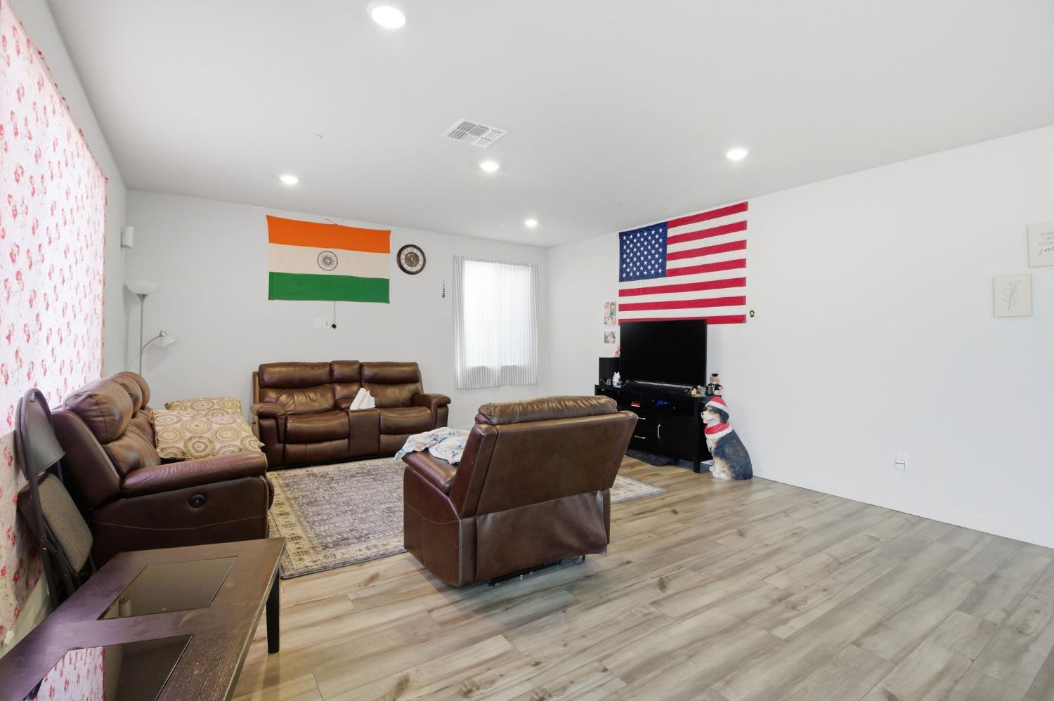 6913 Foraker Drive Stockton, CA 95219 - Photo 11 of 40