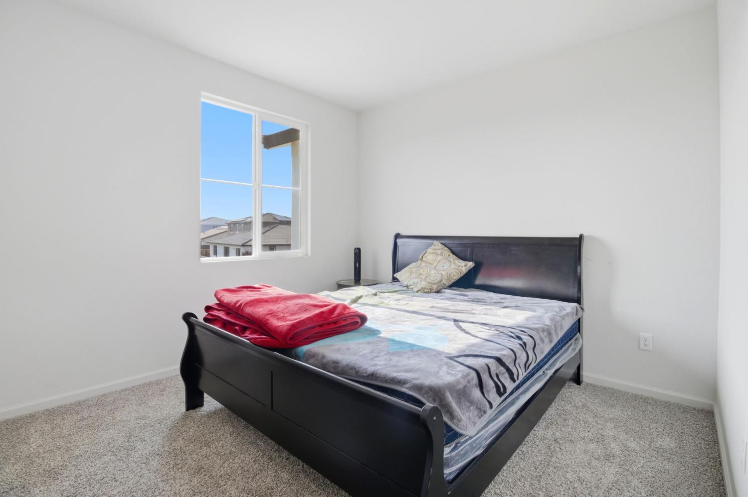 6913 Foraker Drive Stockton, CA 95219 - Photo 29 of 40