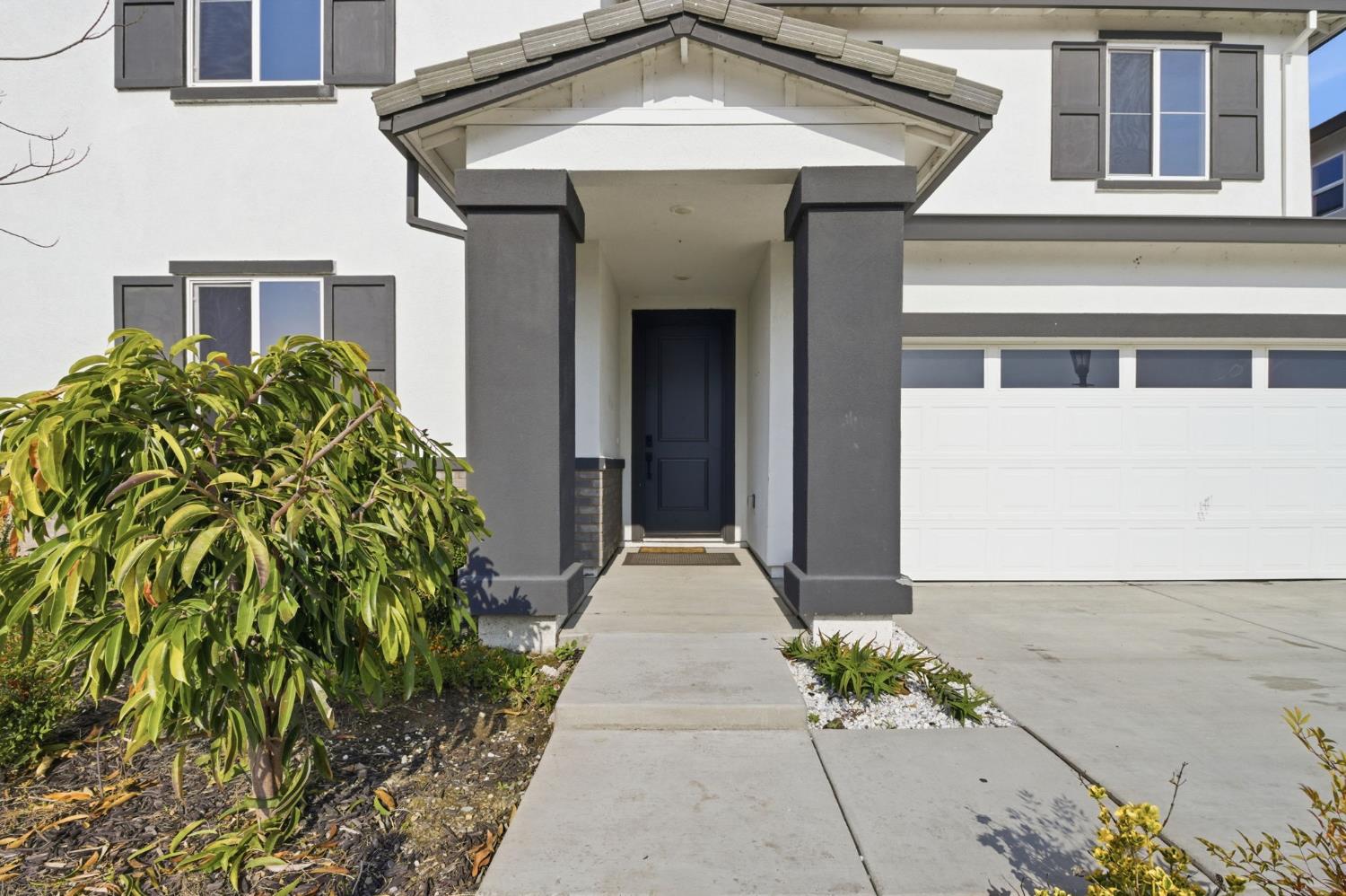 6913 Foraker Drive Stockton, CA 95219 - Photo 9 of 40