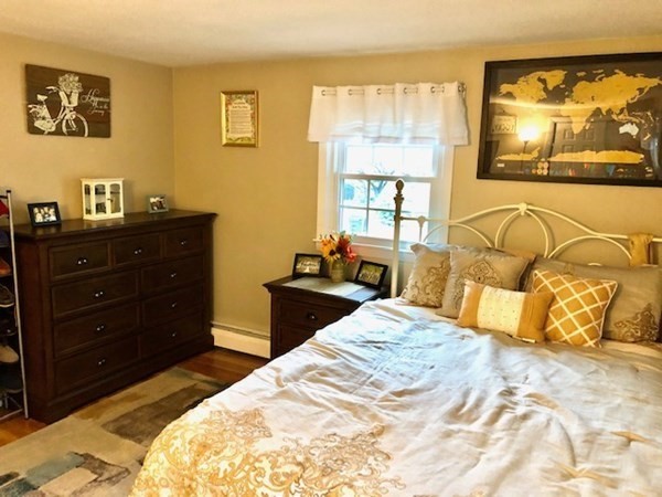 32 Crestwood Road Leicester, MA 01524 - Photo 11 of 34 Gallery Image 11
