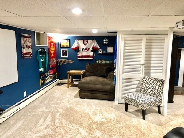 32 Crestwood Road Leicester, MA 01524 - Photo 22 of 34 Gallery Image 22