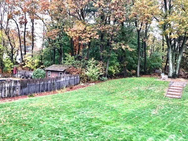 32 Crestwood Road Leicester, MA 01524 - Photo 31 of 34 Gallery Image 31