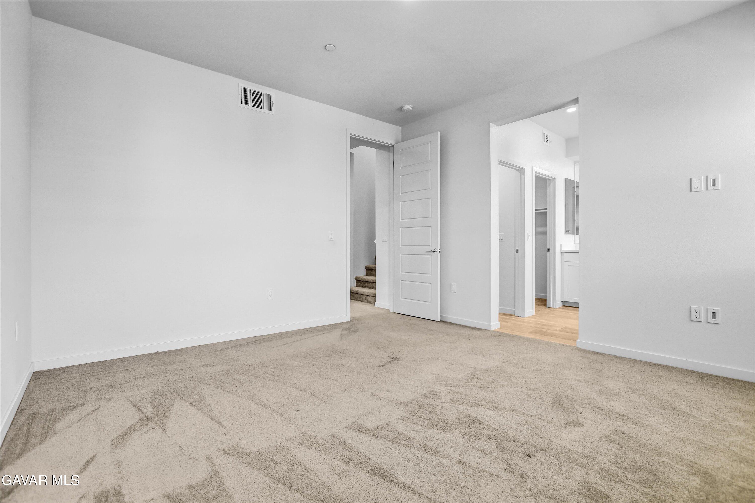 561 Winchester Drive Oxnard, CA 93036 - Photo 2 of 18 14-MG_1996_1997_1998_1999_2000