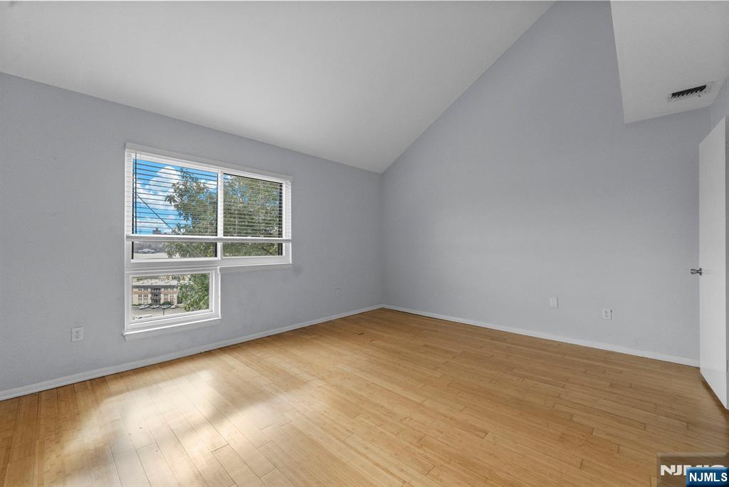 101 Highway 5, Unit 301 Edgewater, NJ 07020 - Photo 12 of 20