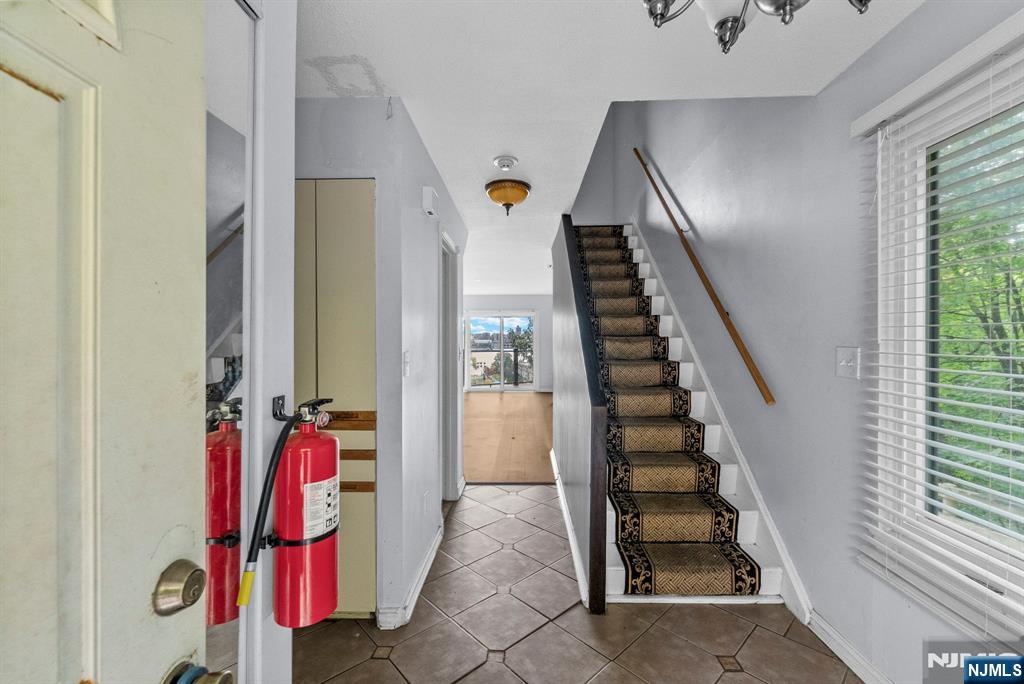 101 Highway 5, Unit 301 Edgewater, NJ 07020 - Photo 10 of 20