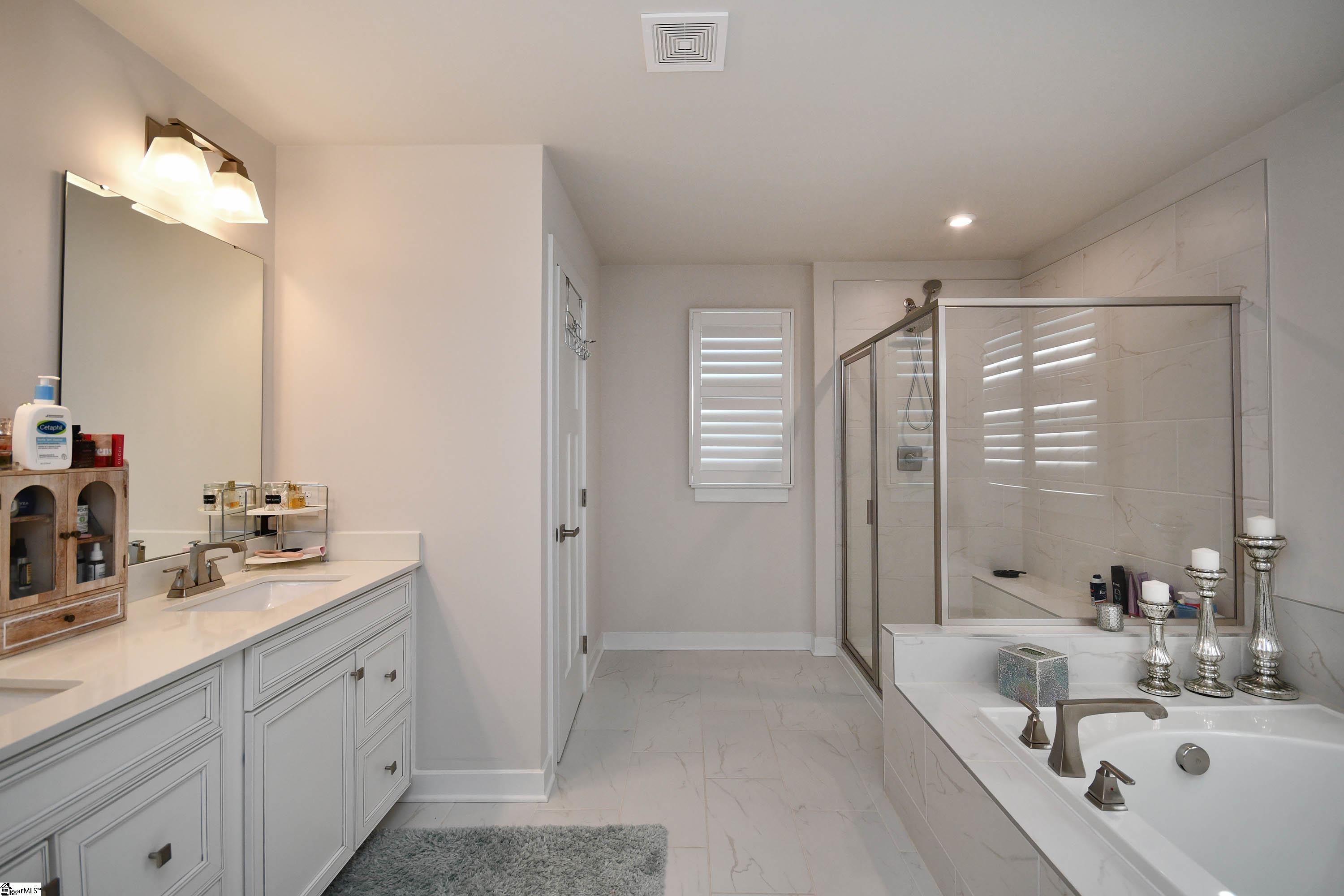 440 Oswego Court Greenville, SC 29607 - Photo 24 of 50