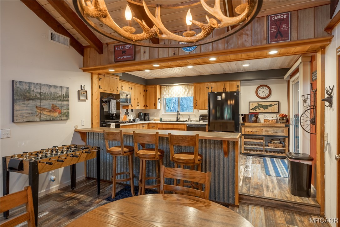 41175 Terrapin Road Big Bear Lake, CA 92315 - Photo 22 of 39