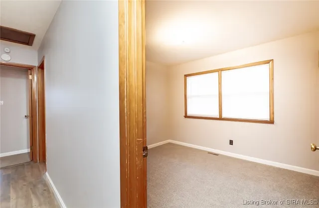 $207,500 | 115 Hungate Avenue, Salem, IN 47167