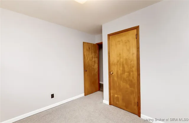 $212,500 | 115 Hungate Avenue, Salem, IN 47167