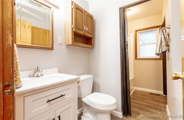 $212,500 | 115 Hungate Avenue, Salem, IN 47167