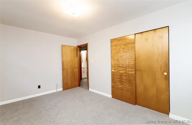 $207,500 | 115 Hungate Avenue, Salem, IN 47167