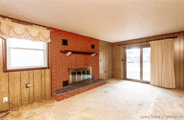 $212,500 | 115 Hungate Avenue, Salem, IN 47167