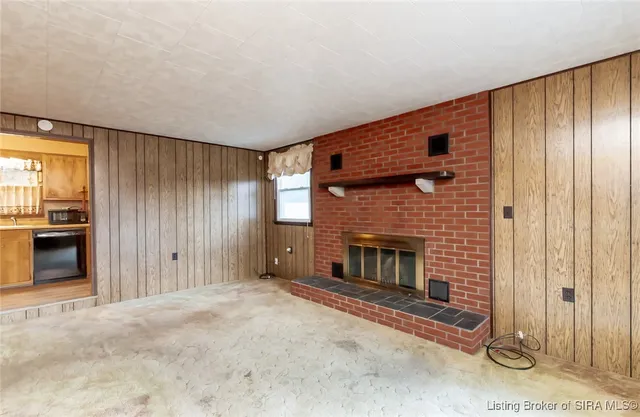 $212,500 | 115 Hungate Avenue, Salem, IN 47167