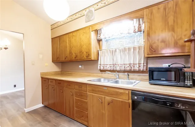 $212,500 | 115 Hungate Avenue, Salem, IN 47167