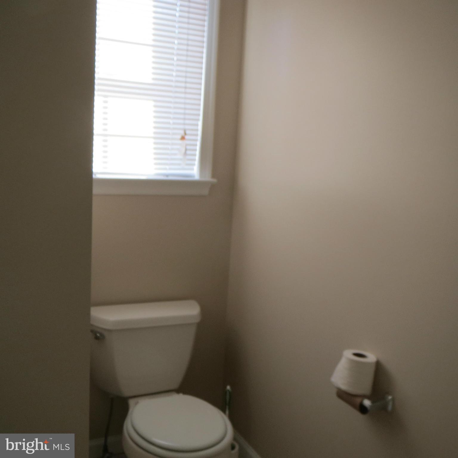 1448 Macedonia Church Road Stephens City, VA 22655 - Photo 14 of 29 Bath (Master)
